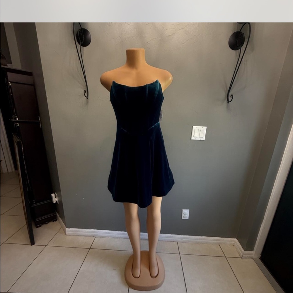 Aqua Strapless Dark Blue‎ Mini Dress
